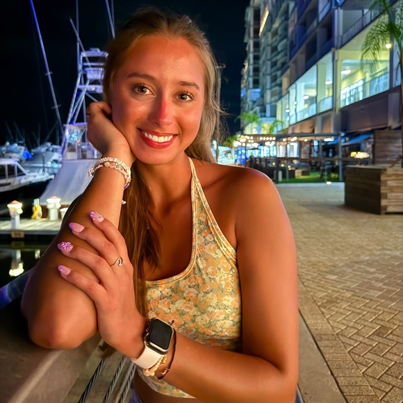 Meet the Posher Other - Meet your Posher, Faith